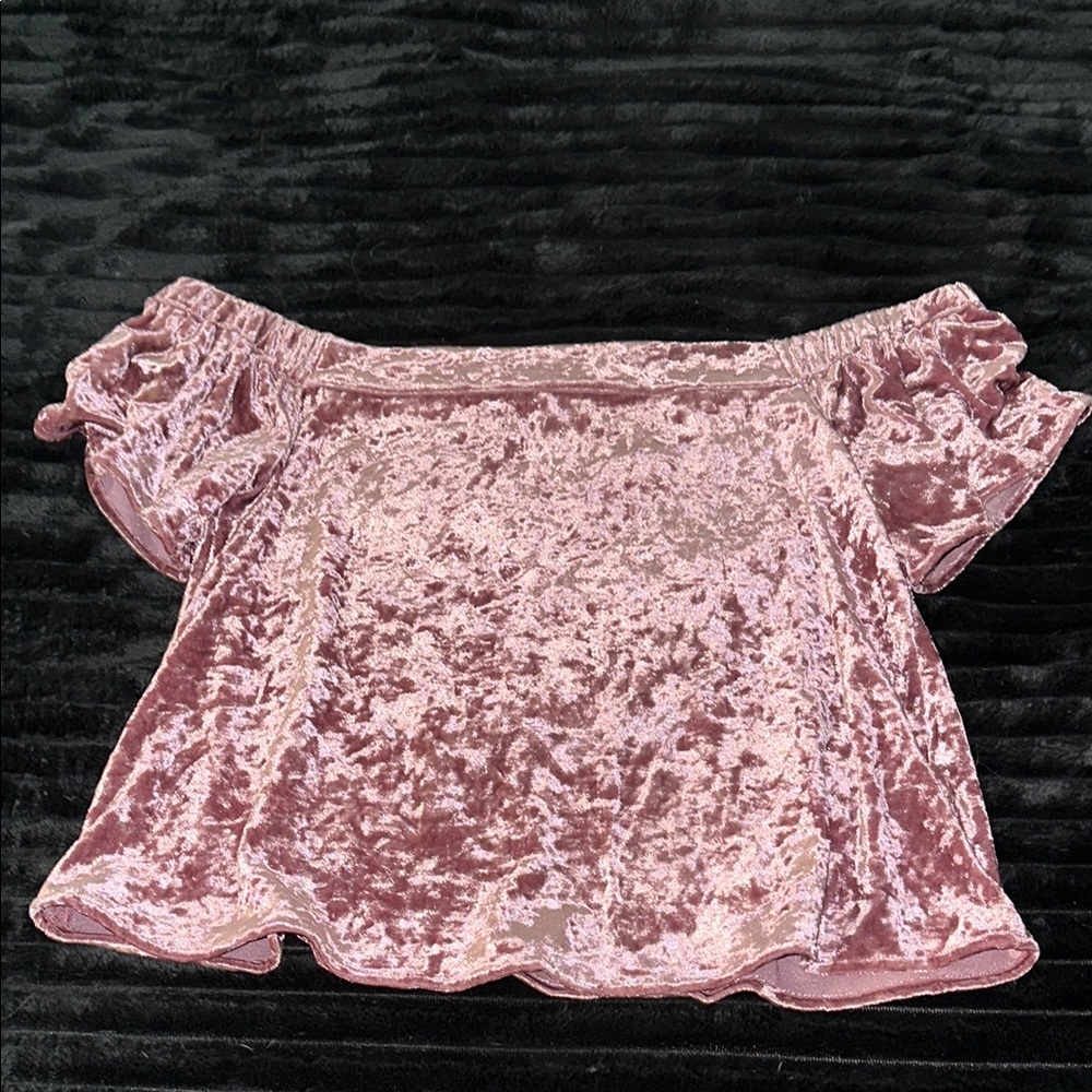 Velvet Off-Shoulder Top in Pink